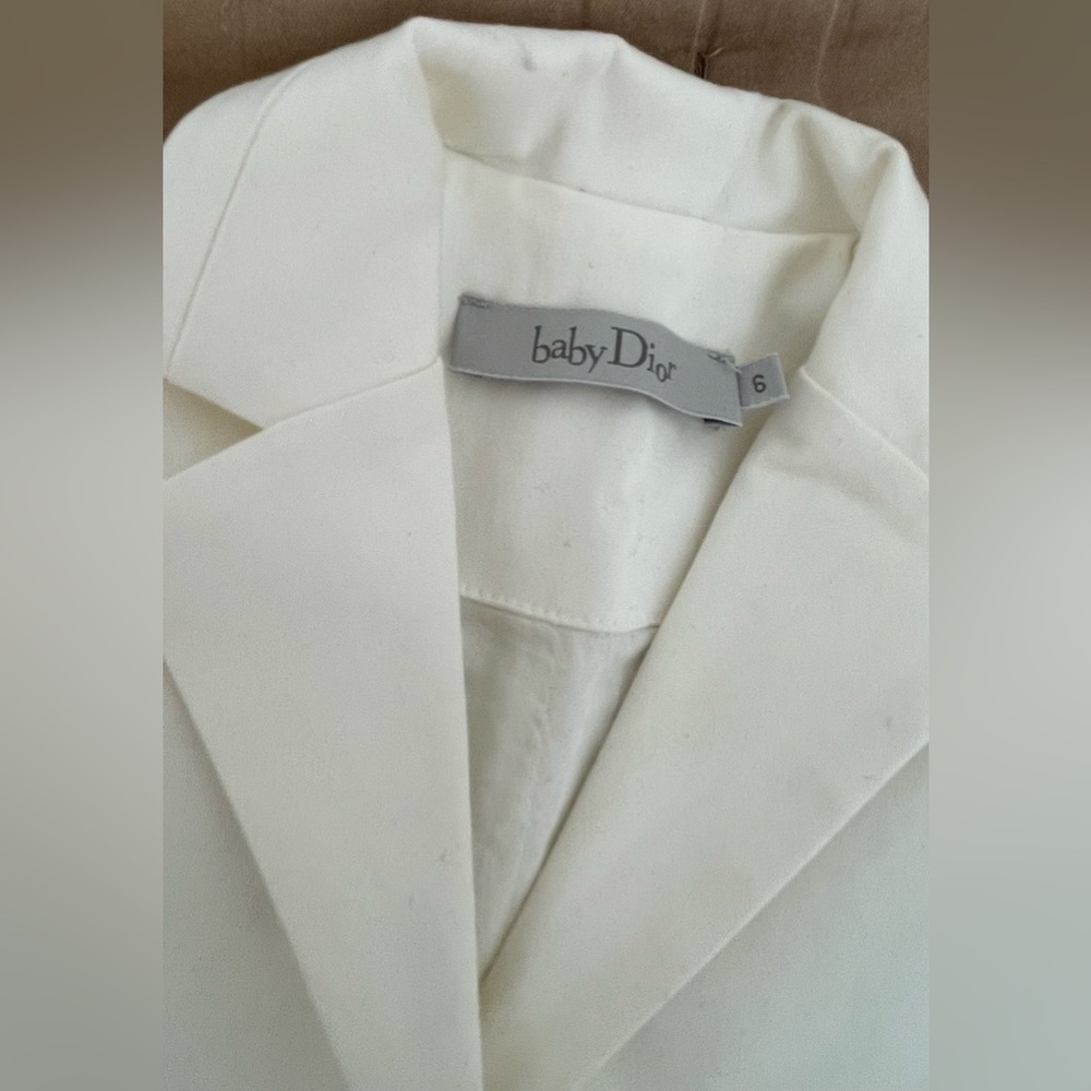 Baby Dior costume